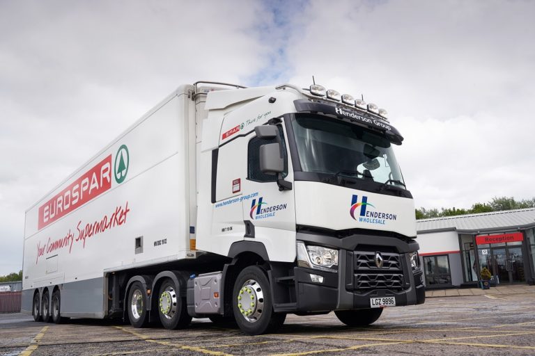 Henderson Group invests in 29 Renault trucks
