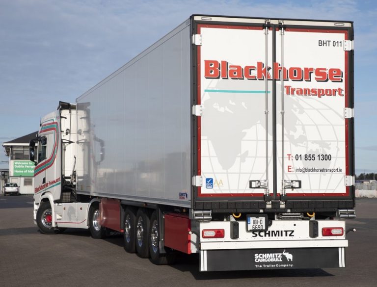 Blackhorse Transport takes on three new Schmitz Cargobull trailers