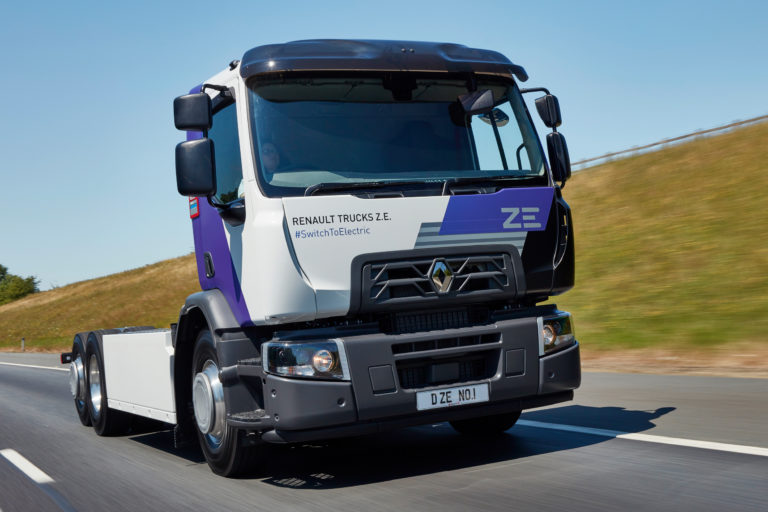 Renault Trucks launches Range D Wide ZE electric 26-tonner