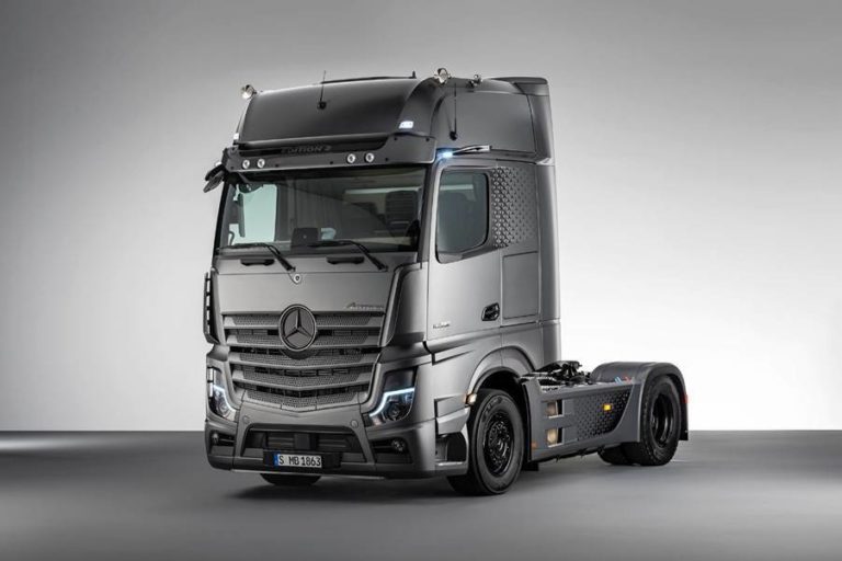 Mercedes-Benz launches Actros Edition 2