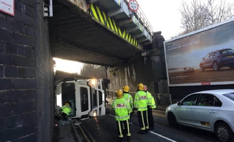 Truck drivers given bridge strike warning