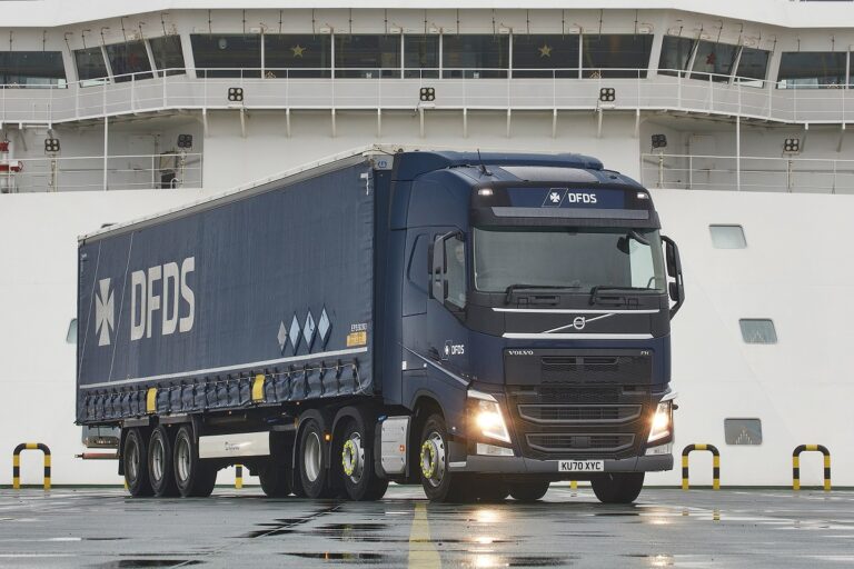 Logistics specialist takes on 27 new Volvo trucks