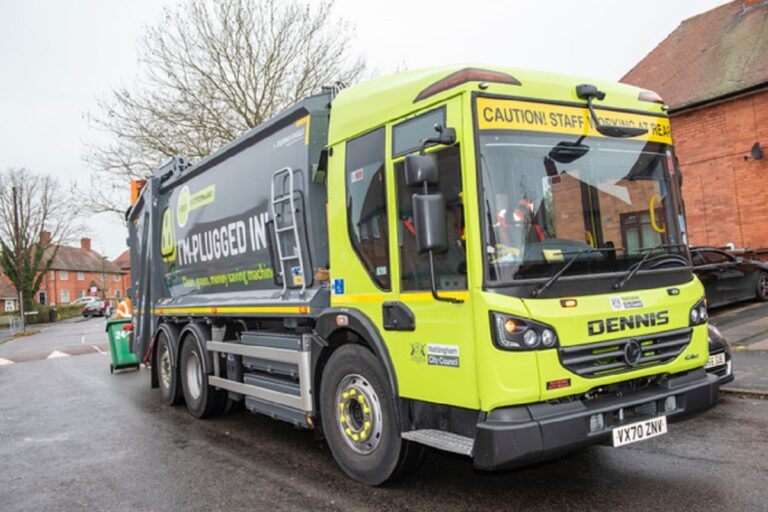 First all-electric RCVs go into service